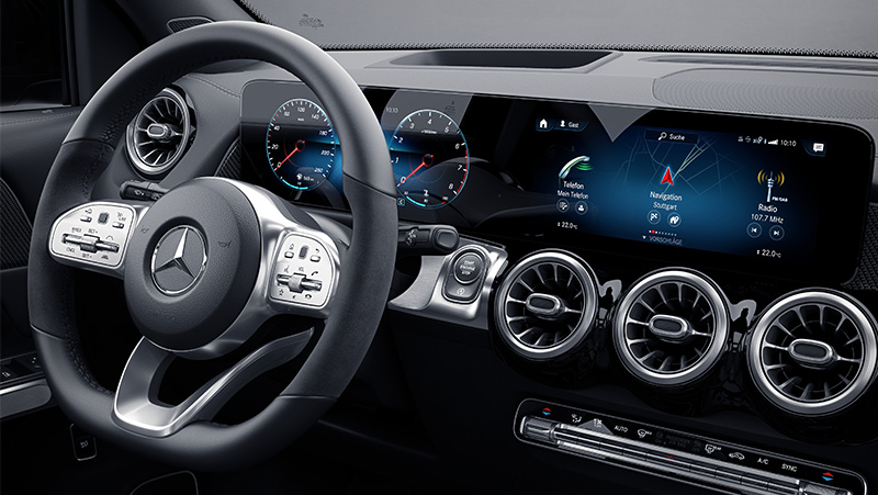 Mercedes-Benz MBUX multimedia system: the new digital cockpit.