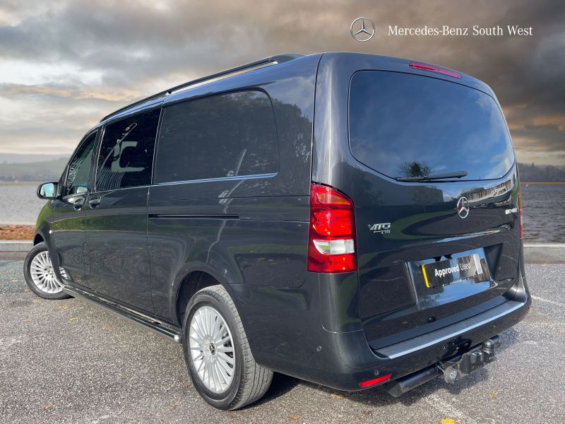 Mercedes-Benz Vito 116 CDI Premium Crew Van G-Tronic RWD L3