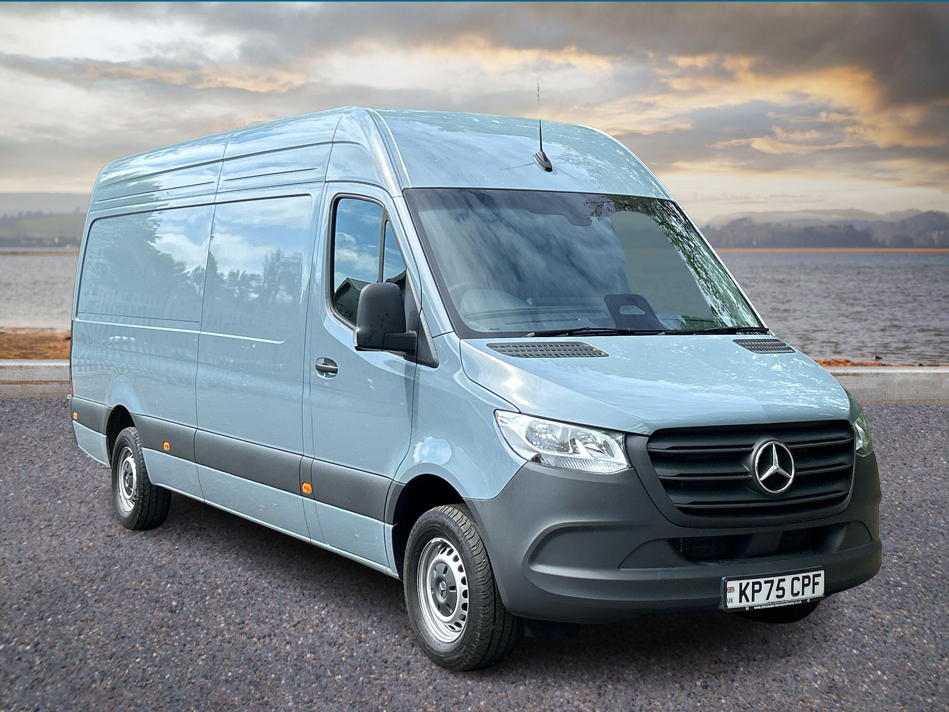 2025 MERCEDES-BENZ SPRINTER