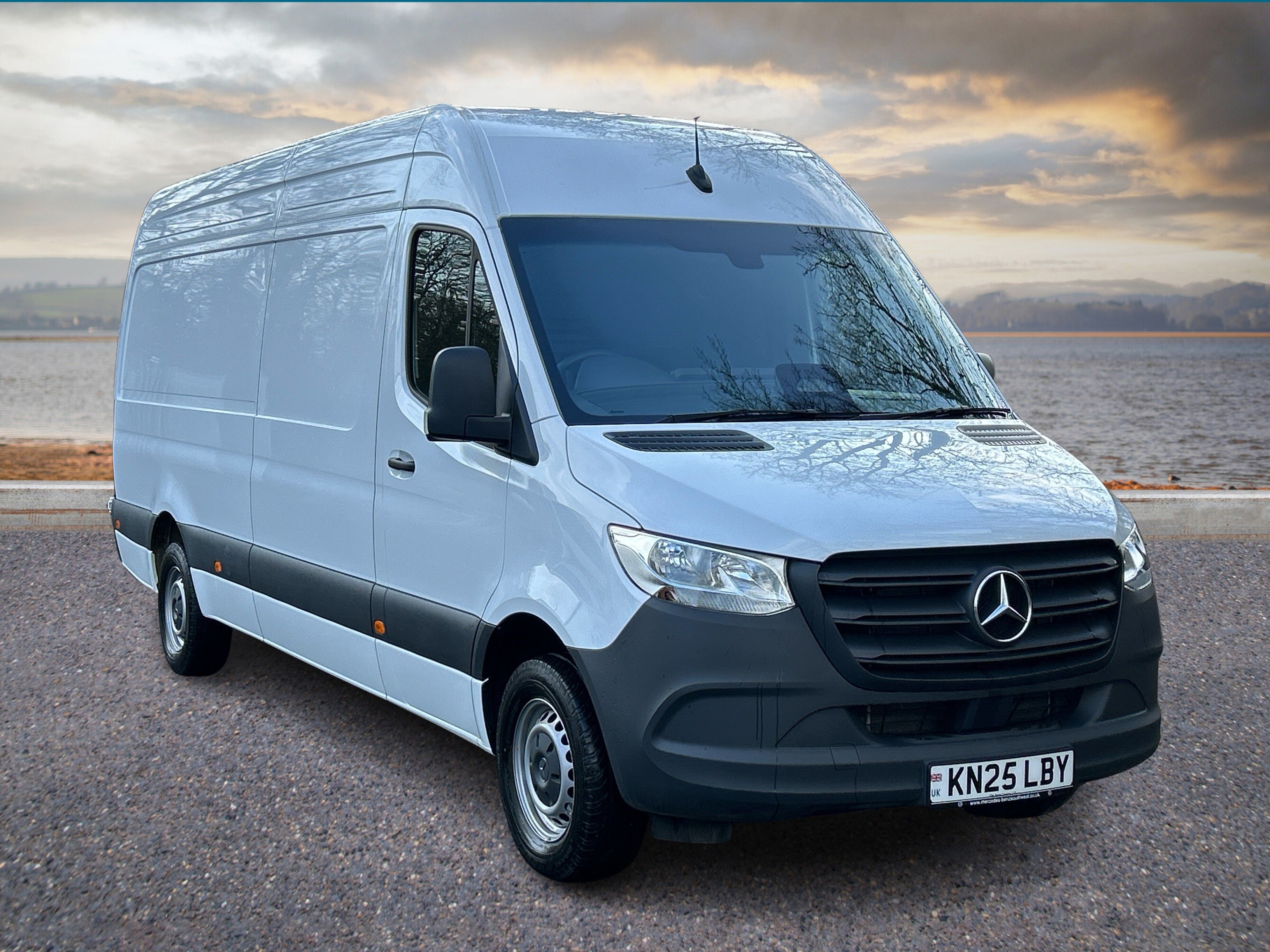 2025 MERCEDES-BENZ SPRINTER