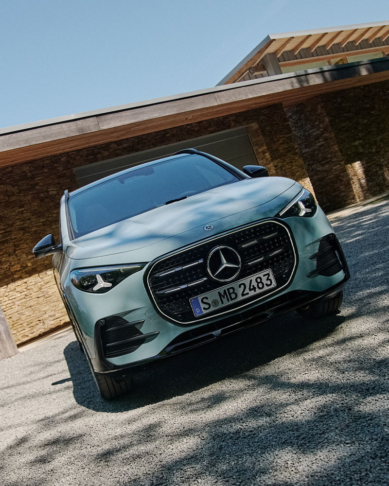 Mercedes-Benz All-Electric GLB Front Grille